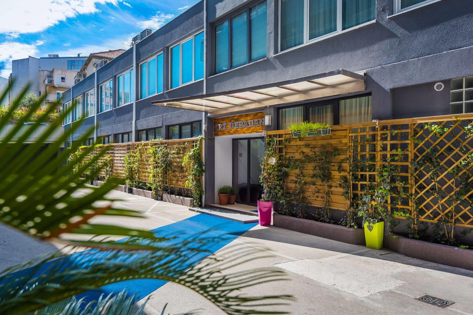 Annex Building Of Art Hotel Split Exterior photo